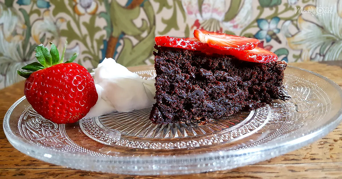 This World War 2 Chocolate Cake Recipe Is Delicious (And Vegan)