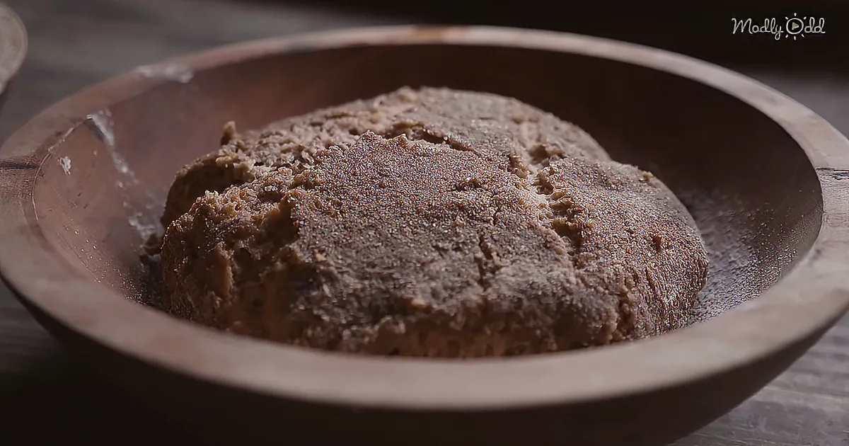 Make Tasty Bread Like They Did in the 18th Century With This Video