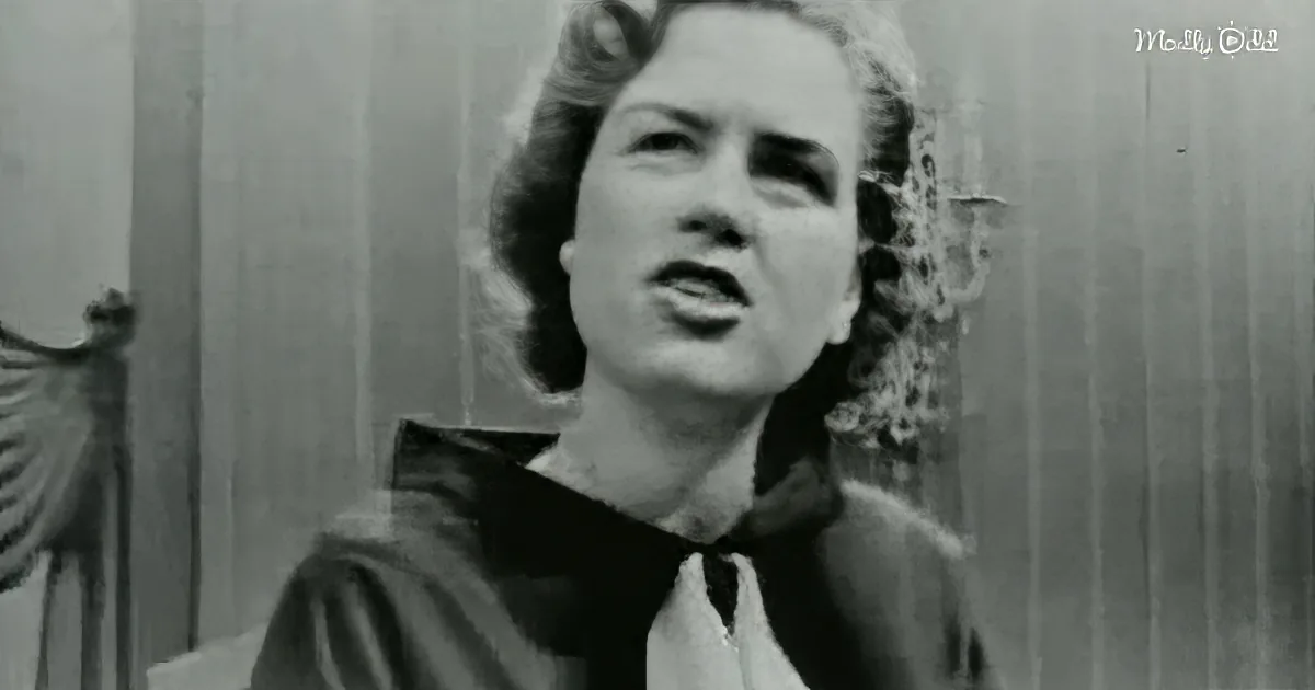 Melancholic Love Song 'Walkin' After Midnight' by Patsy Cline Has Heartfelt Backstory