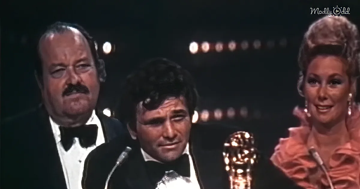 Peter Falk's Hilarious Acceptance Speech for Columbo Has Everyone Roaring With Laughter