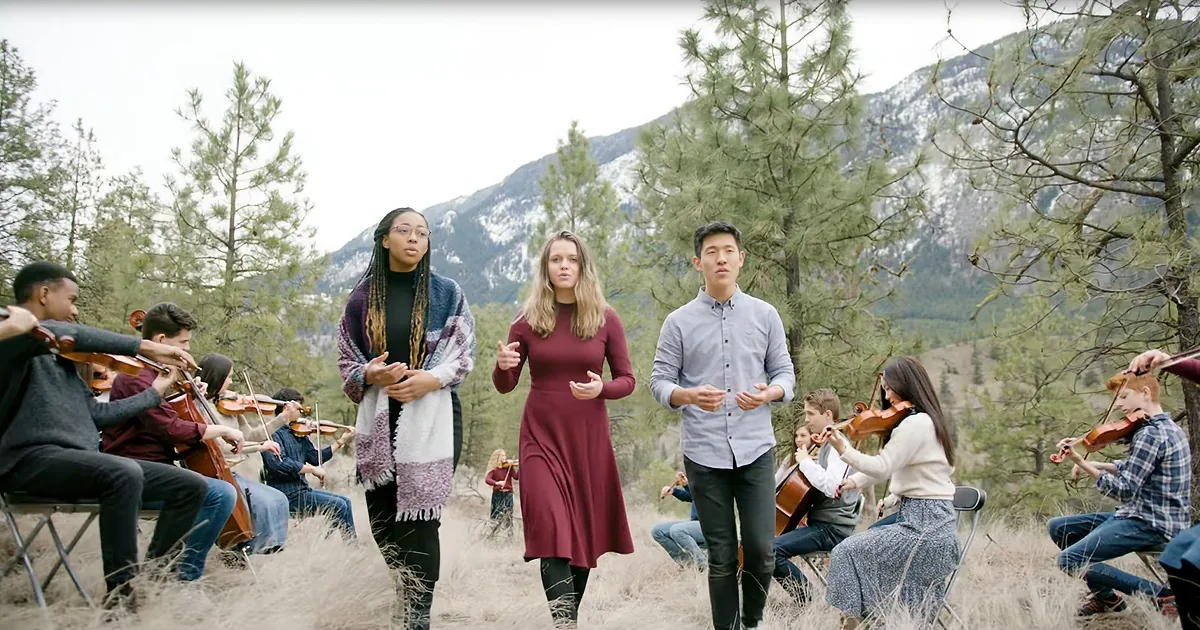 Amazing High School Choir Delivers Stunning Performance of Classic Hymn Amidst Alpine Views