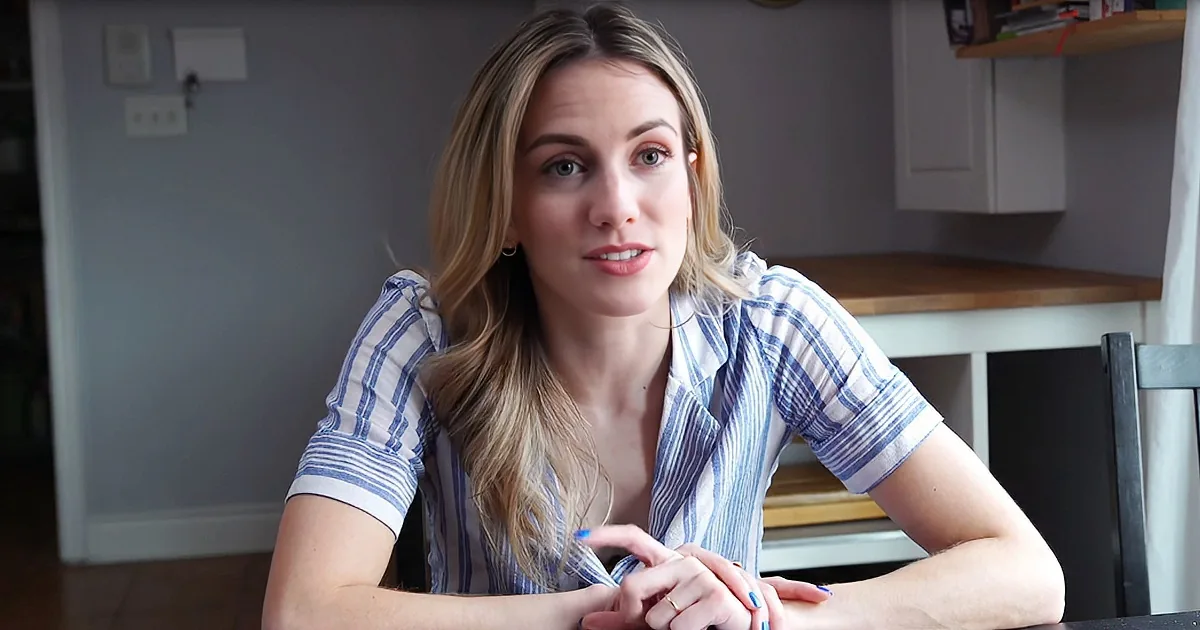 Comedian Gets a Blast From the Past as Her Former Self Questions Quarantine