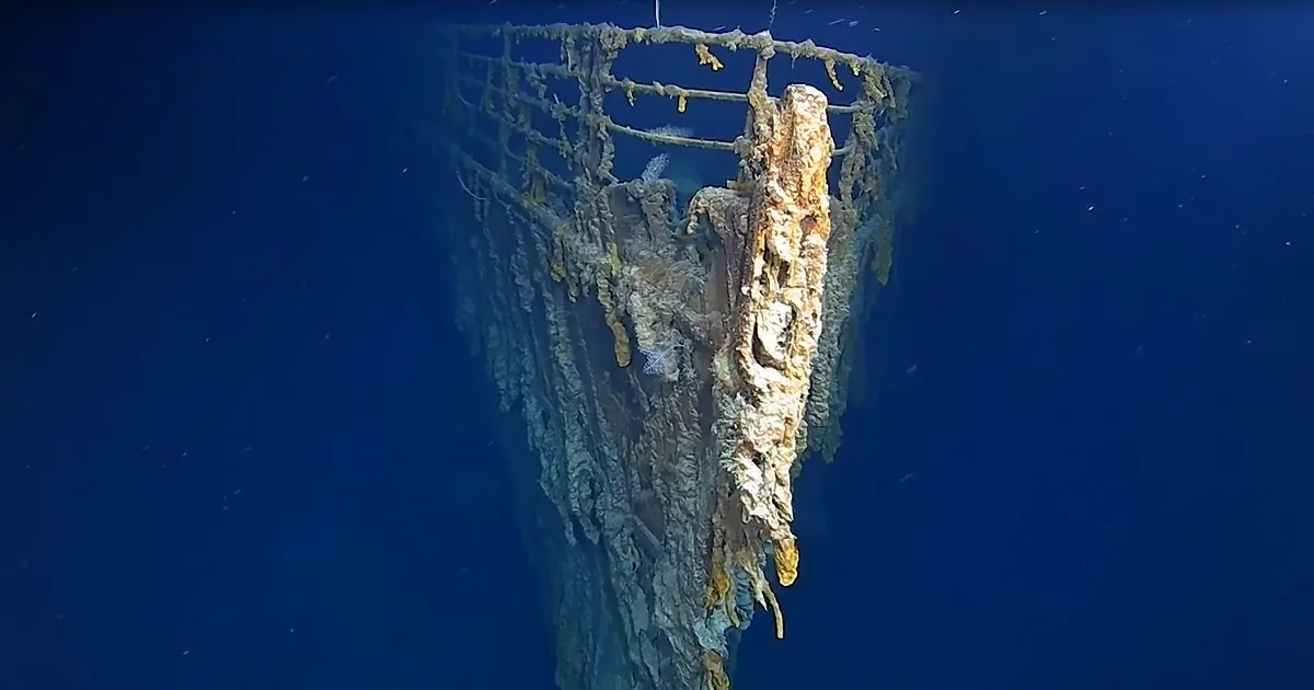 Incredible Footage of the Rotting, Degraded Titanic on the Ocean Floor