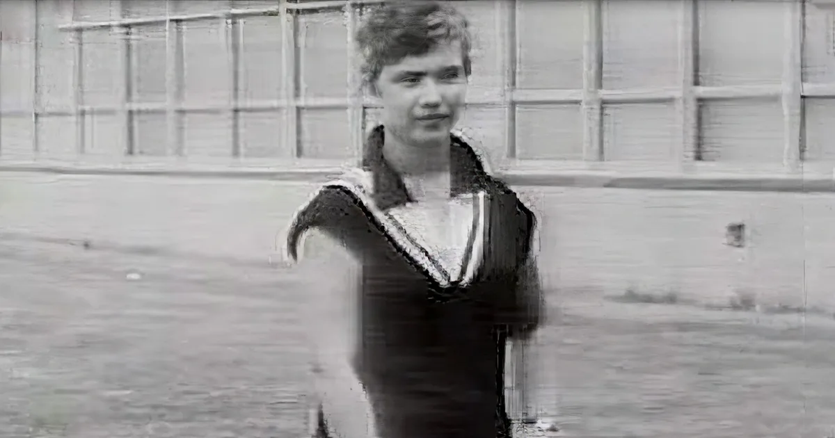 Dungarees Are a No No, School Dress Code From the 50s Discussed