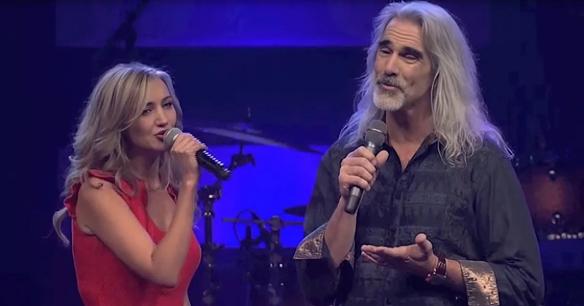 Gospel Legends Pull at Our Heartstrings With a Beautiful Tribute to Lost Loved Ones