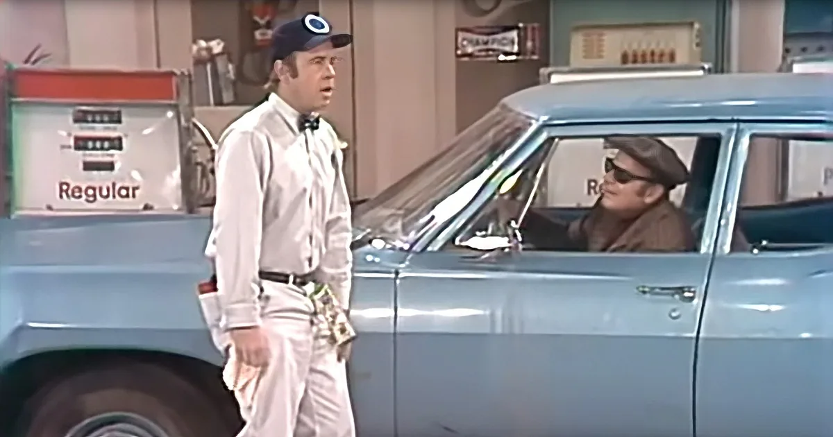 Tim Conway Pumps Gas and It's Absolutely Hilarious!