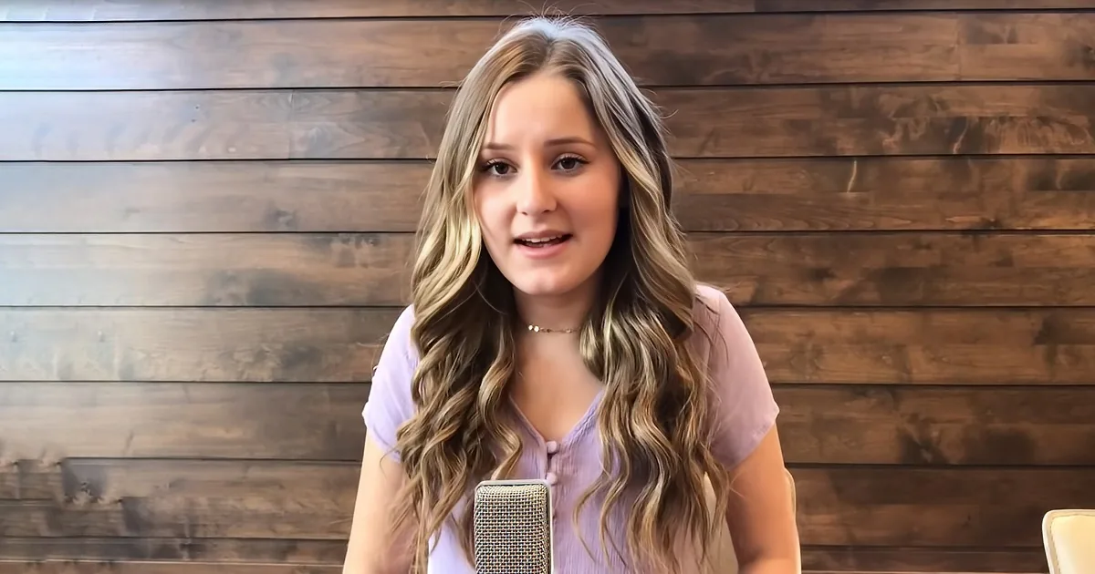 Talented 15-Year-Old Melts Hearts With Gorgeous Rendition of 'Somewhere Over the Rainbow'