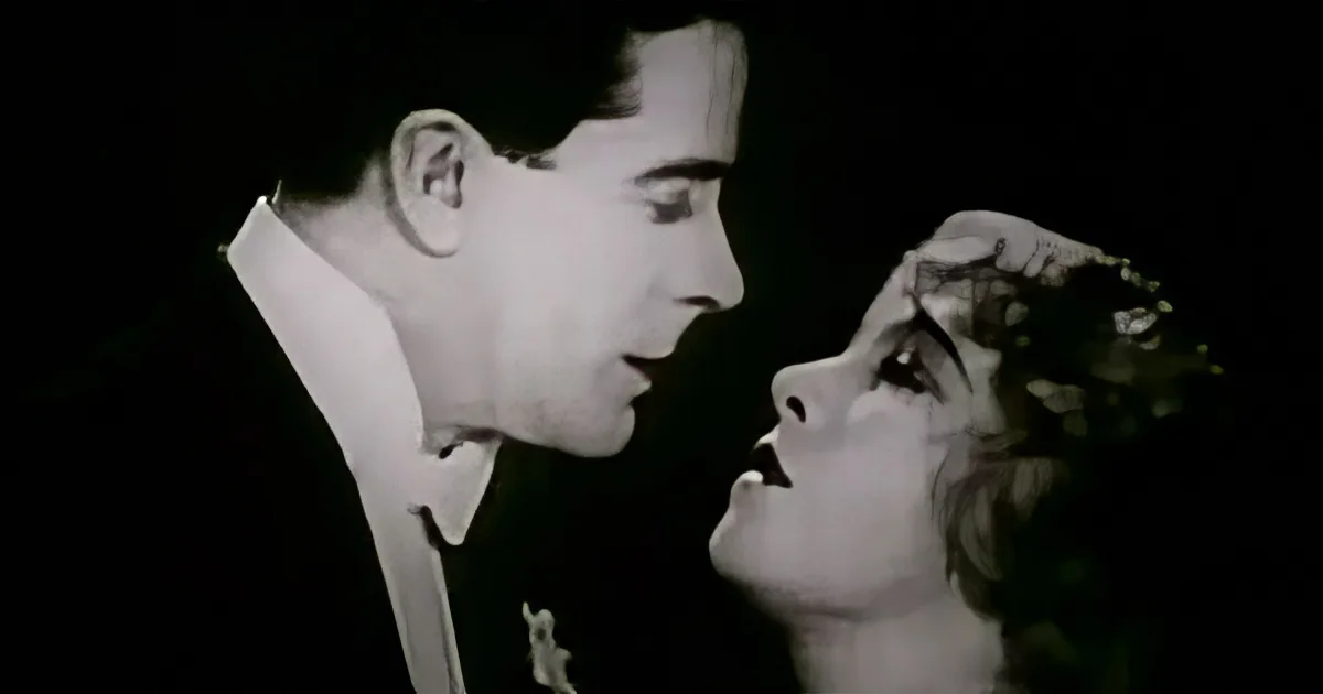 You''ll Be Blown Away by Queen & David Bowie''s ''Under Pressure''