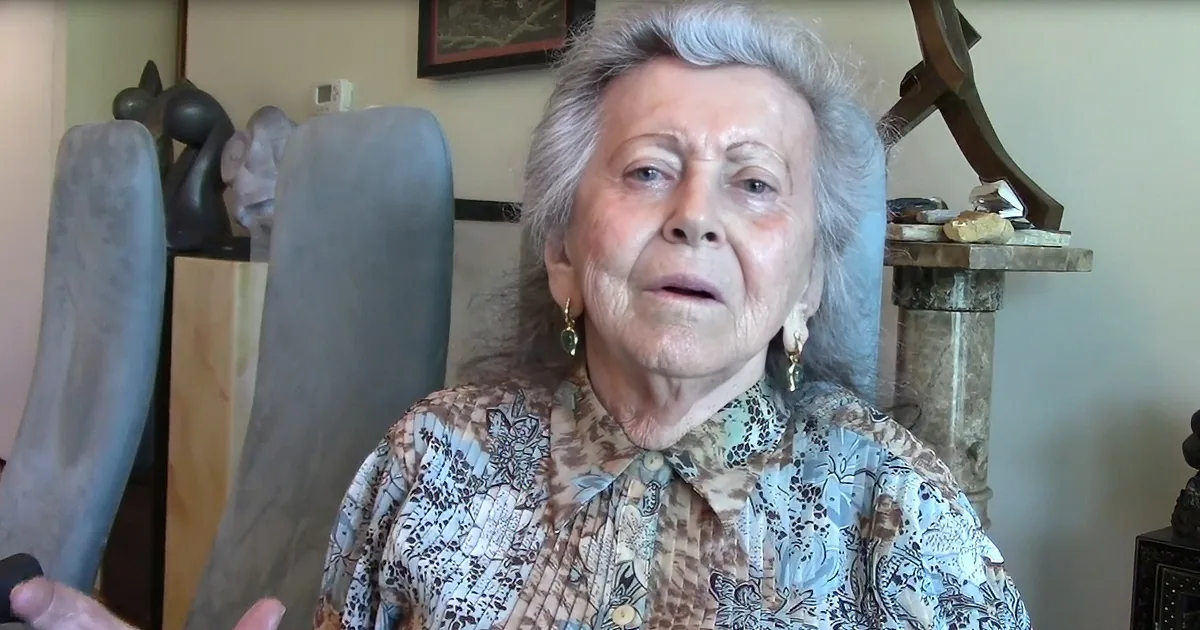 Gifted 90-Year-Old Sculptor Tells Moving Story About Her Outstanding Art