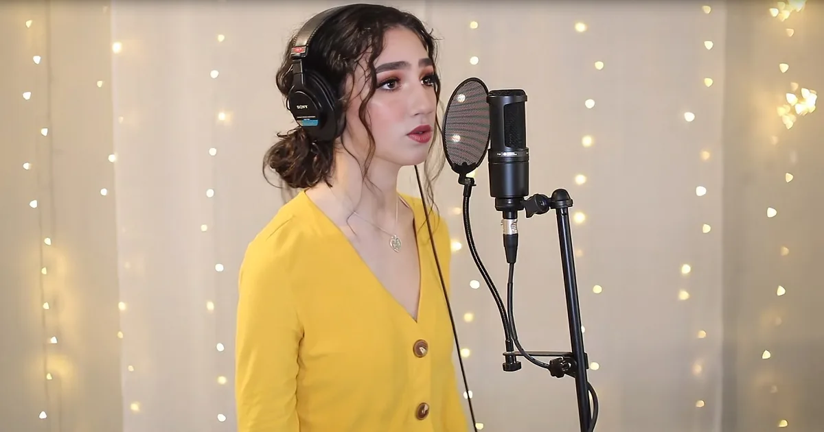 American Idol Contestant Worships From Home With Emotional 'Way Maker' Cover