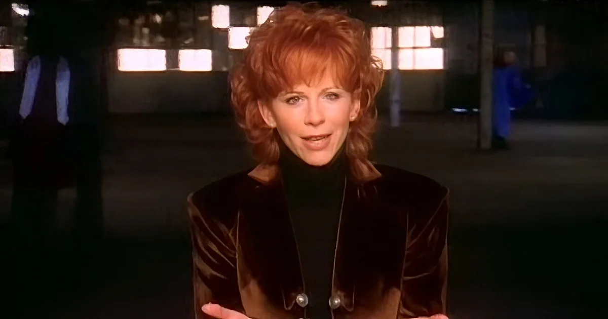 Reba McEntire's re-Released 1997 Hit Evokes Pure Nostalgia