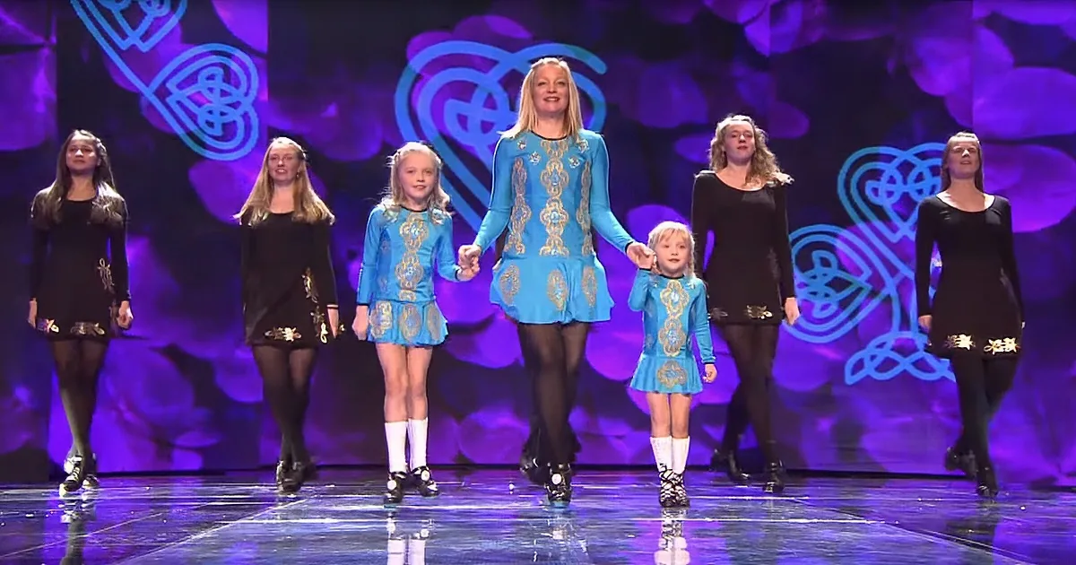 2 Gifted Sisters Perform Fun Irish Dance
