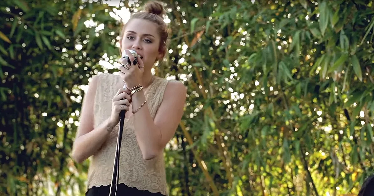 Miley Cyrus' Cover of 'Jolene' Is Beyond Breathtaking