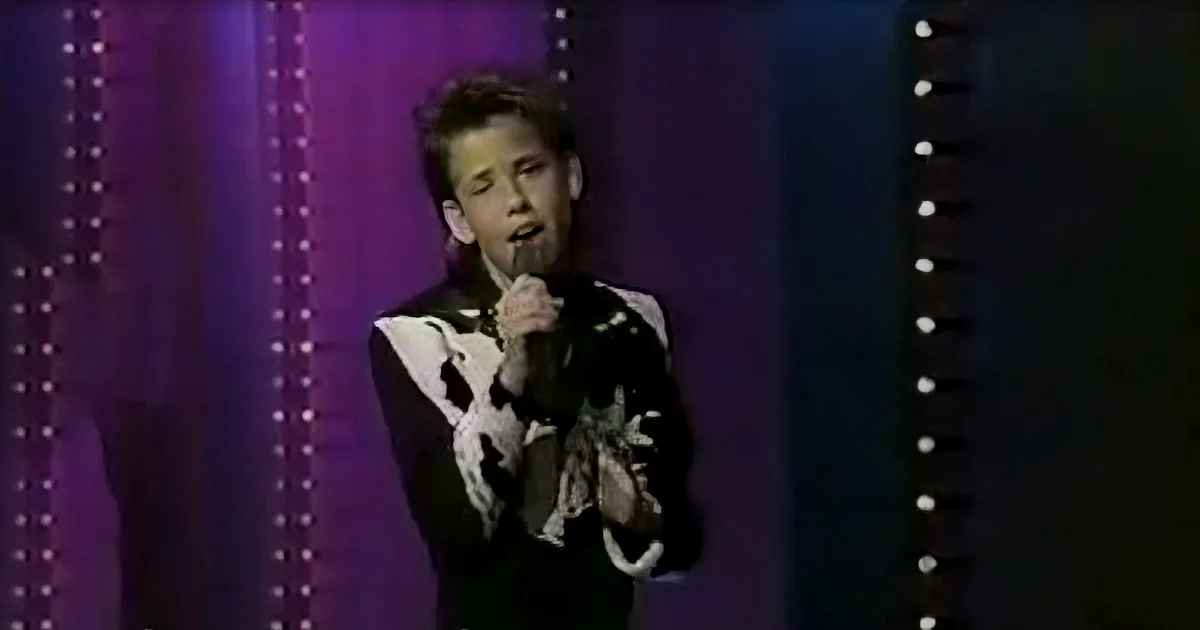 Garth Brooks Covered for First Time in Historic Nostalgic Footage