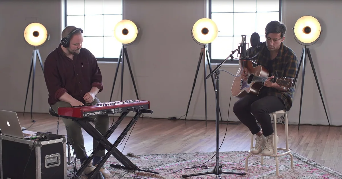 Singer Phil Wickham Sings Inspiring Worship Mashup From Home