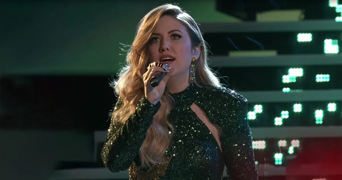 The Voice Finalist Performs Spine-Tingling Rendition of 'Hallelujah'