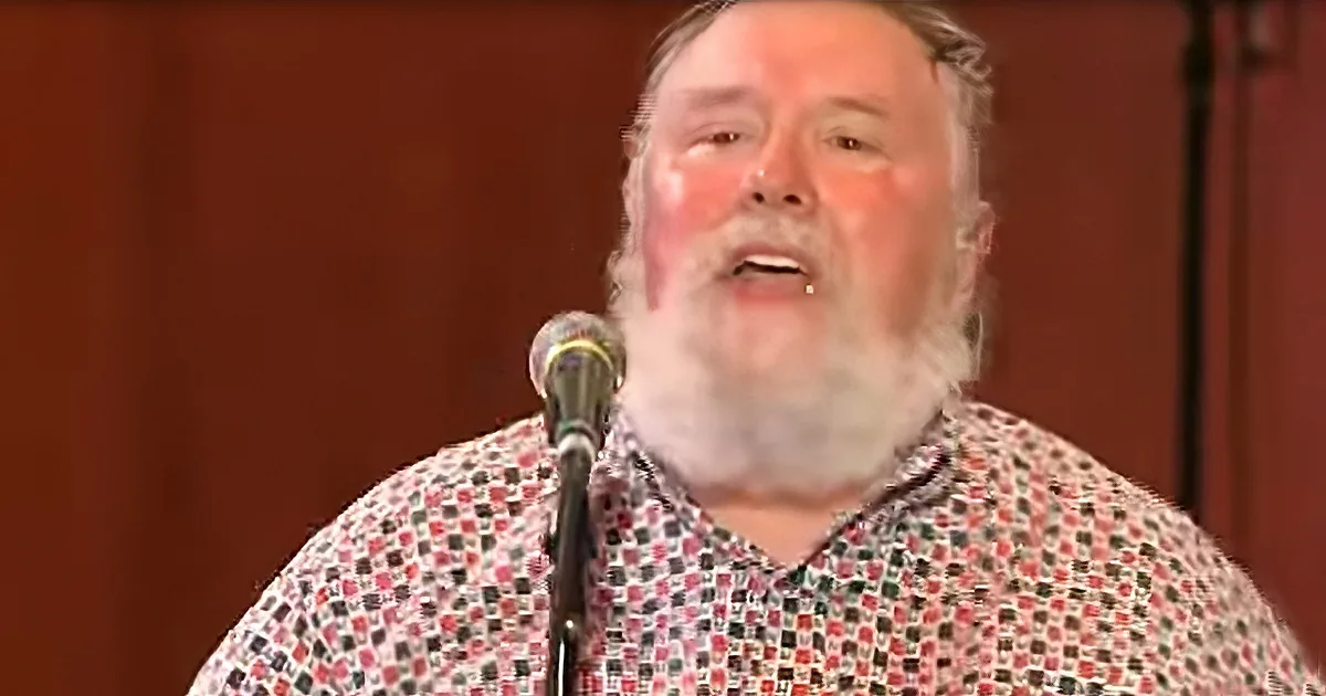 Crowd Goes Wild for Charlie Daniels Performance of 'The Devil Went Down to Georgia'