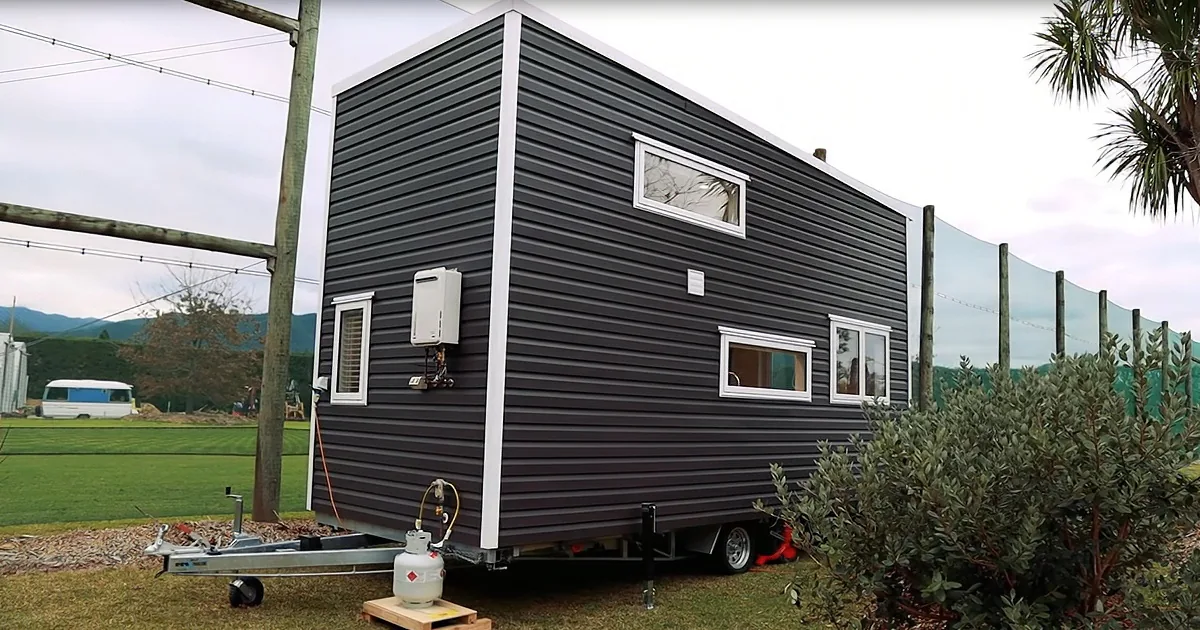 You'll Never Believe That Tiny Home Was Built With Left Over Material