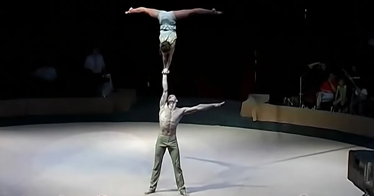 Gorgeous Couple Gets 9 Million Views With Their Heart-Pounding Dance Routine