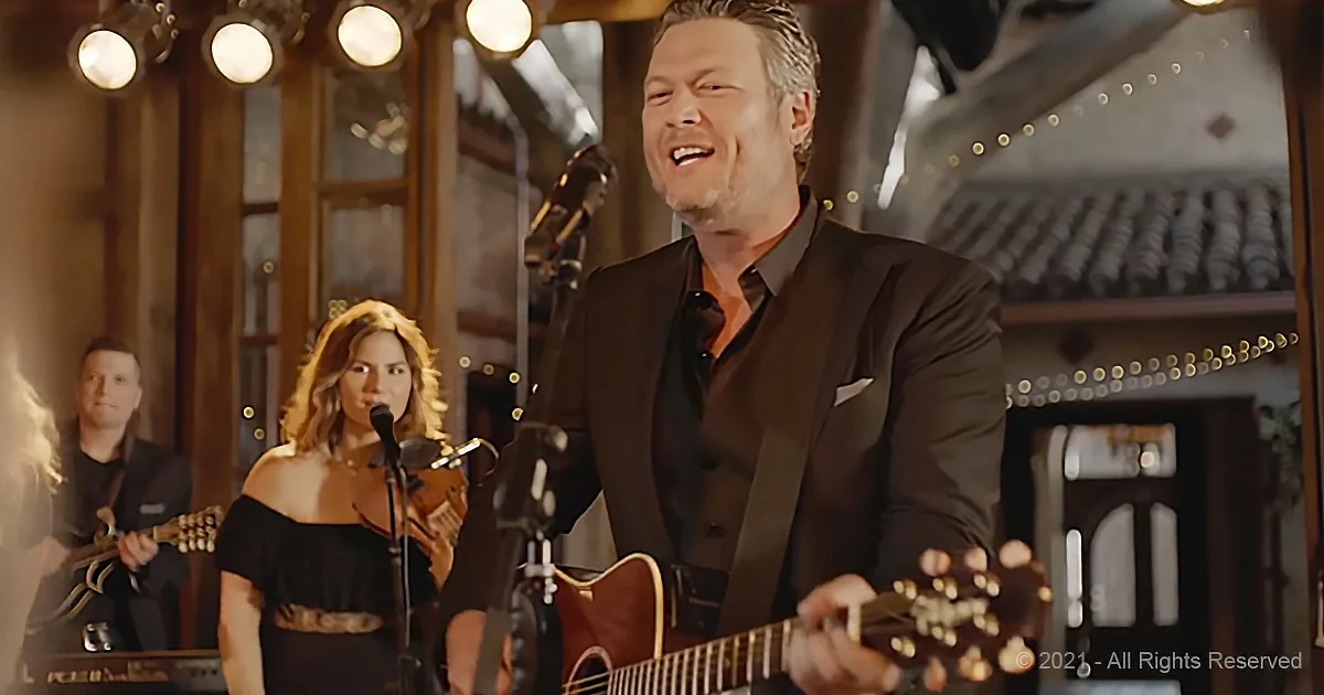 Blake Shelton Makes Fans Fall in Love With Charming 'I'll Name the Dogs' Music Video
