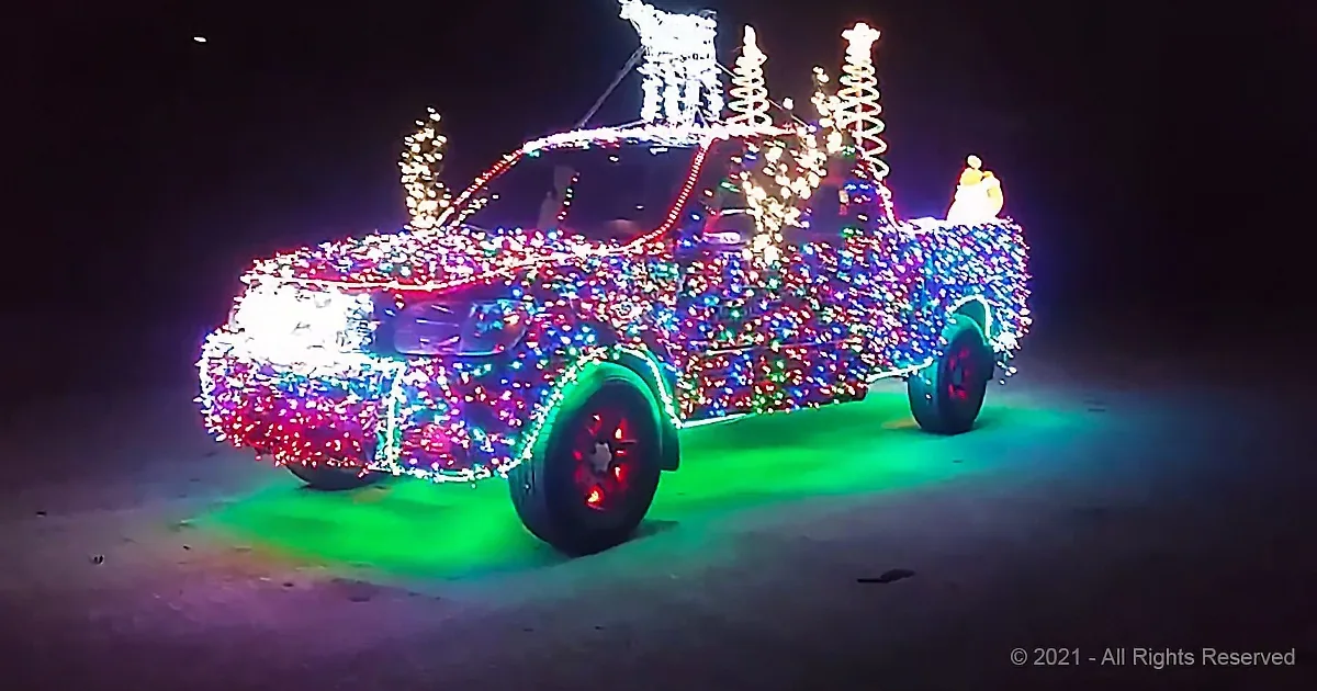 Christmas Truck With 14,000 LED Lights Is the Coolest Ride on the Block