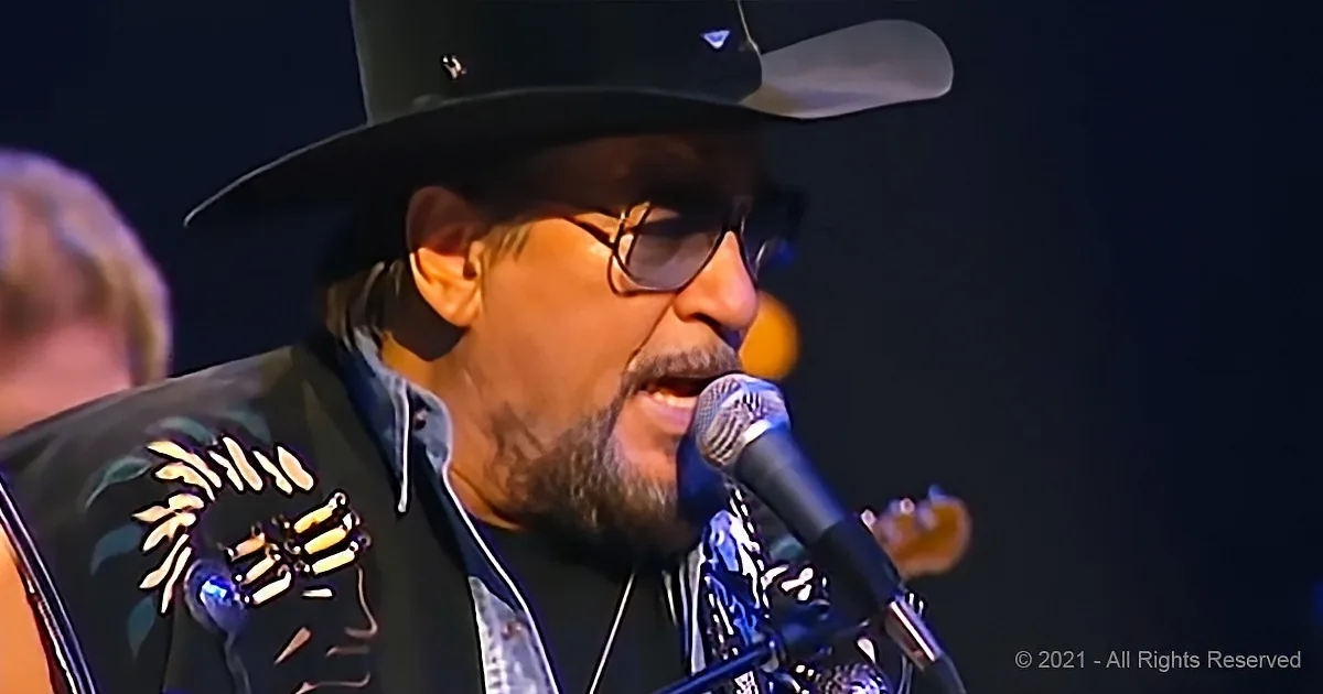 When Waylon Jennings Played His Final Concert in 2000
