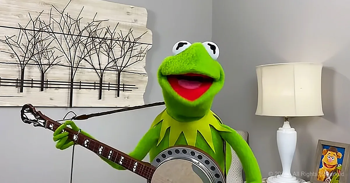 Kermit & Fozzie Bear's Online Duet Is Guaranteed to Make You Smile