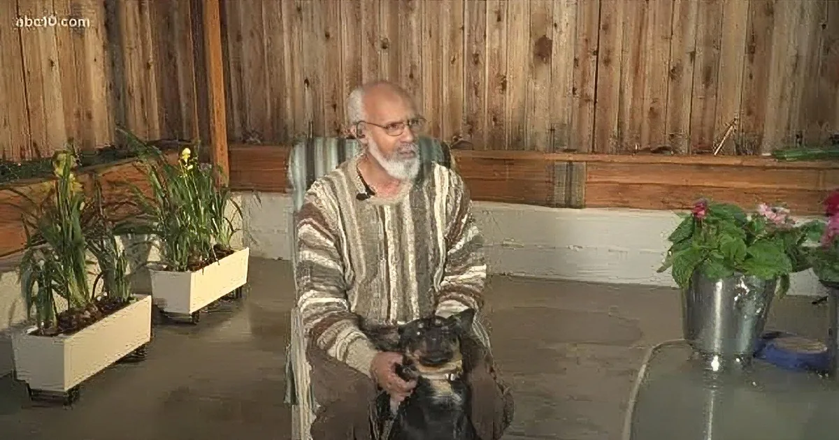 He Thought He Buried His Dog, Then He Gets a Message From Shelter Saying Nope