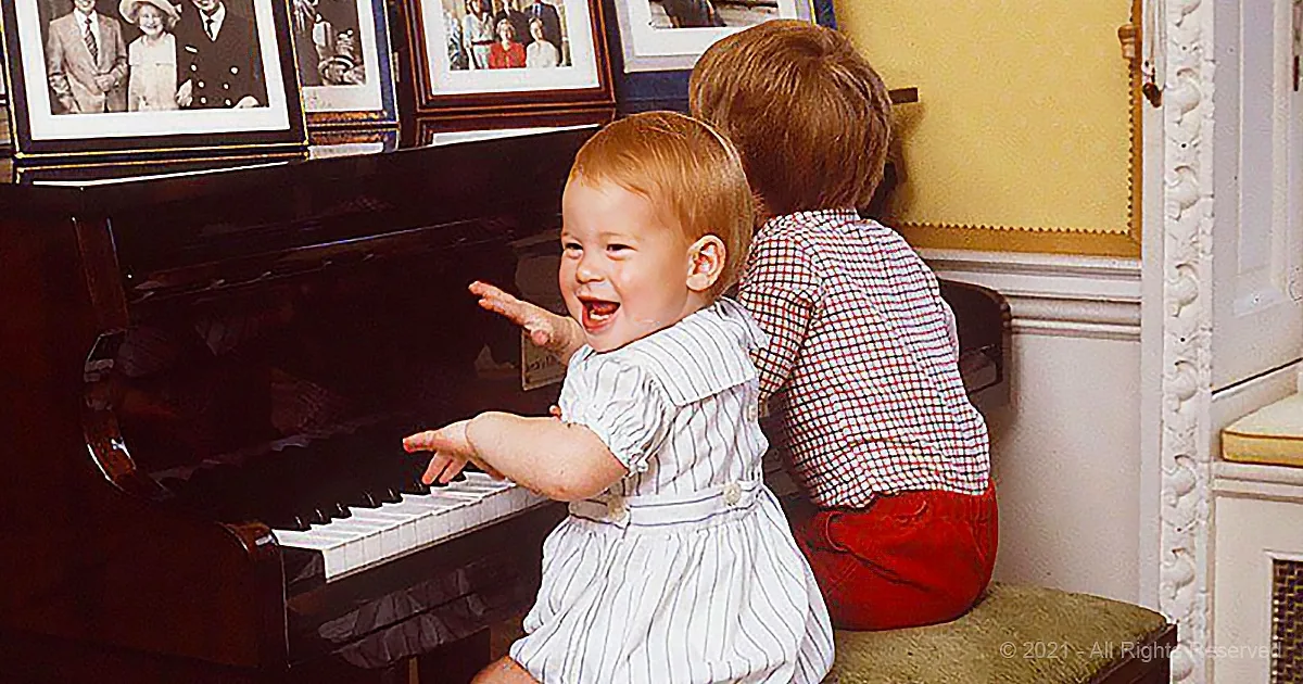 William & Harry Playing the Piano as Toddlers Is Such Sweet Nostalgia