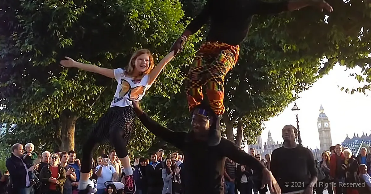 Acrobatics Pluck Young Girl From the Crowd and Her Performance Attracts 13.3 Million Views