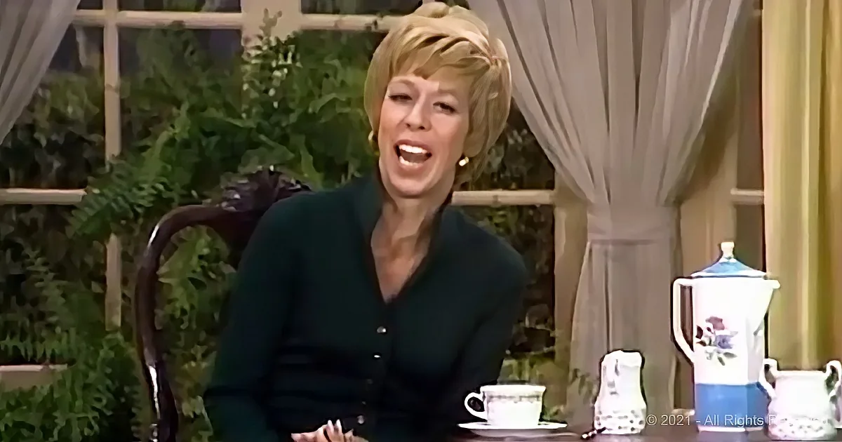 7 Seconds Into This 'Carol Burnett' Clip I Literally Spilled My Tea Out