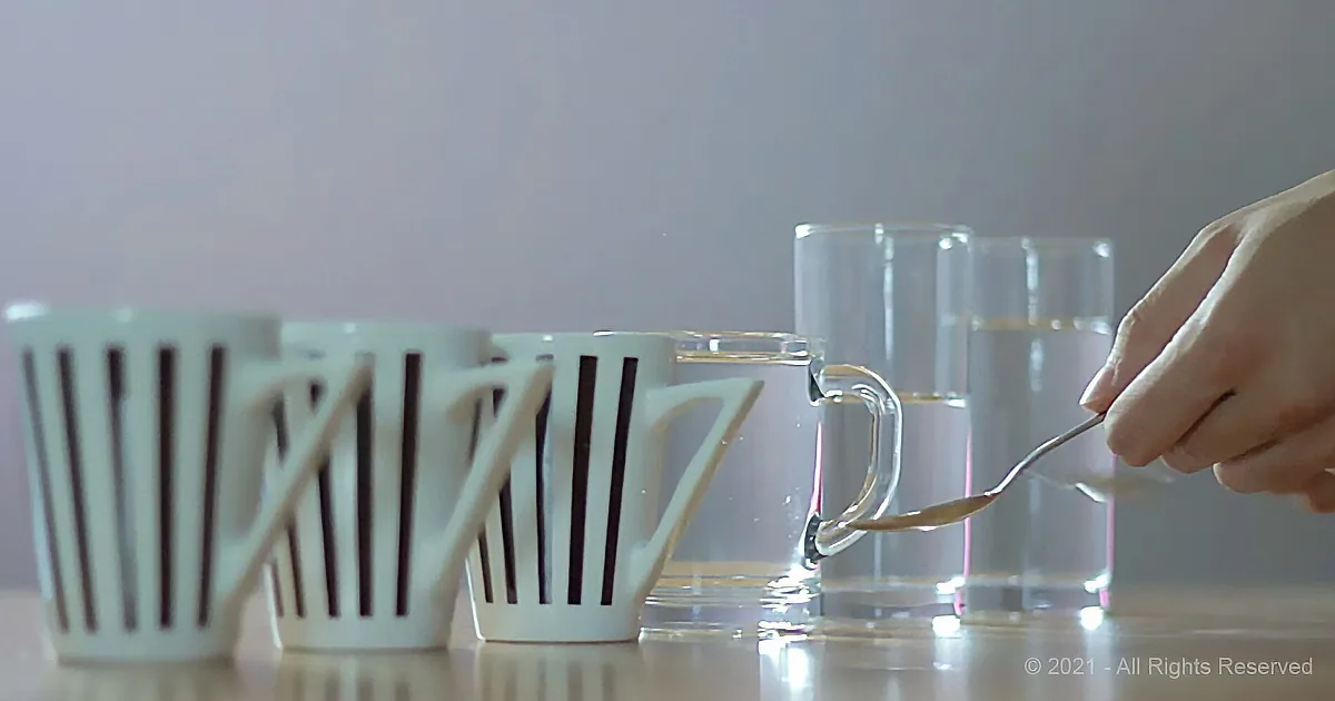 He Uses Everyday Stuff to Create Hauntingly Beautiful Music Videos