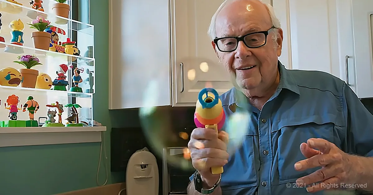 The Inventor of the 'Chattering Teeth' Is Unstoppable at 99
