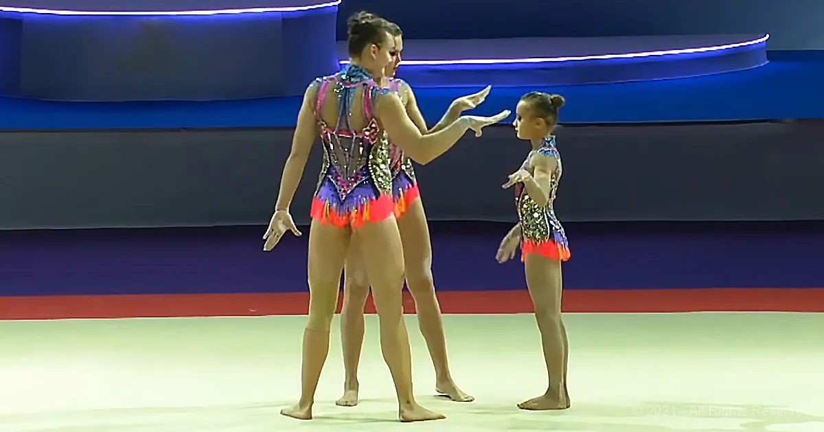 Little Person Gymnast Wows World