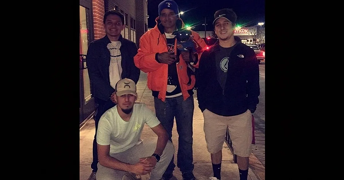 Teens Surprise Homeless Man With Beautiful Act of Kindness