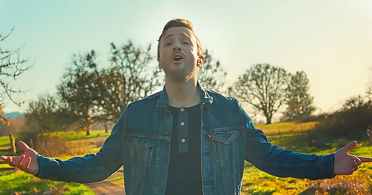 Acapella Version of 'Take Me Home, Country Roads' Surpasses Original