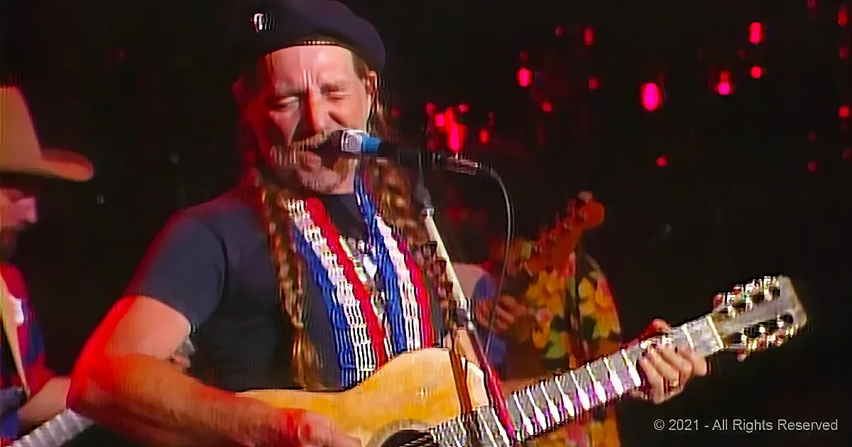 Crowd Goes Crazy for Willie Nelson's 'Bloody Mary Morning'