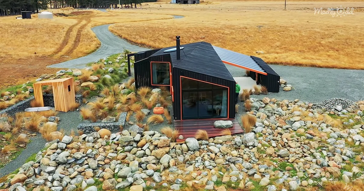 Beauty and Simplicity Mark This Tiny Home
