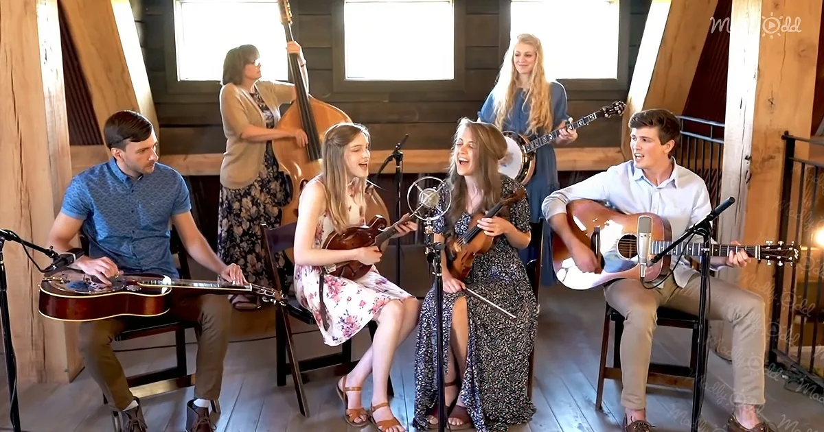 ''Take Me Home, Country Roads'' by the Petersen Family Mom and Kids