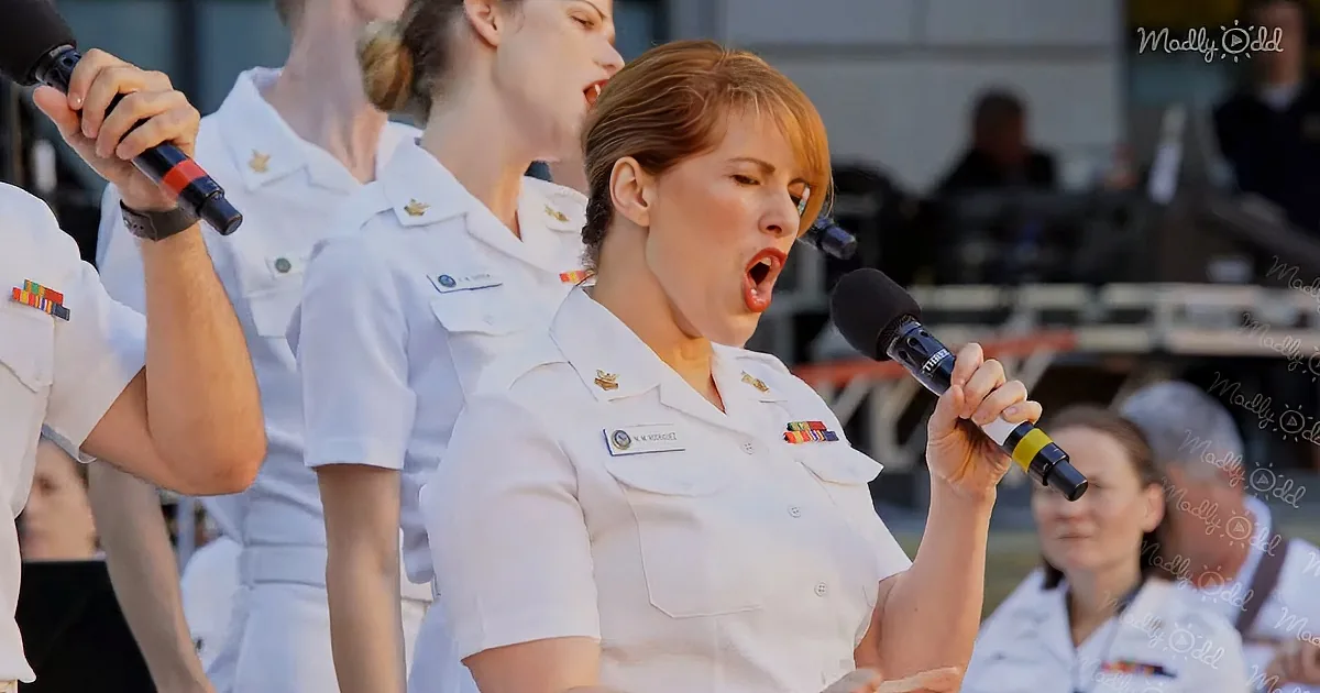 U.S. Navy Singers Stun the Crowd With a Pentatonix Hit