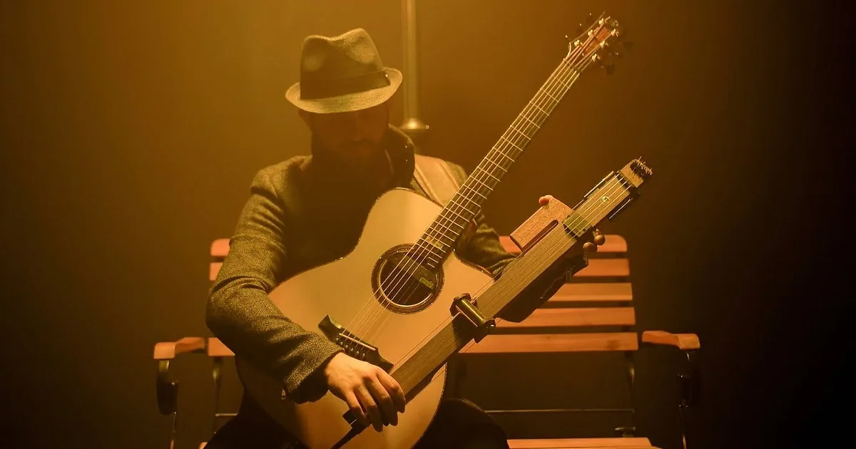 Luca Stricagnoli Delivers Stunning Rendition of 'The Sound of Silence'