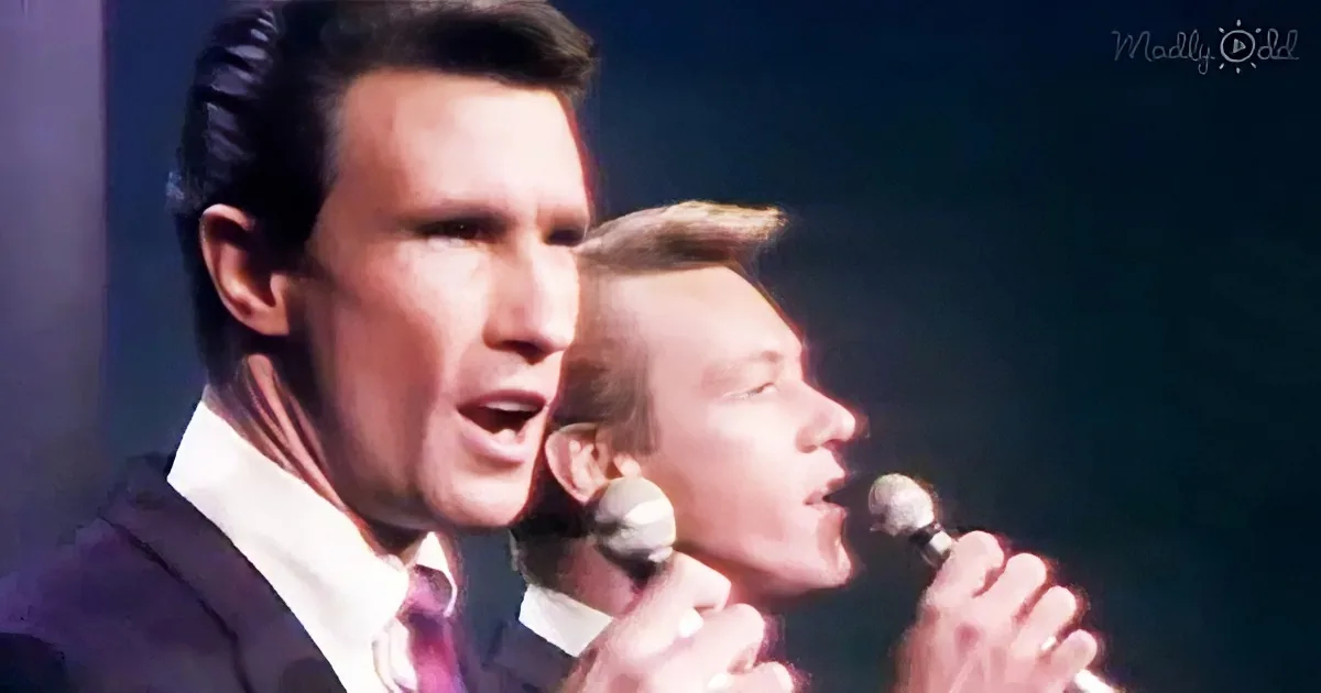 Righteous Brothers Sing 1965 Classic 'You'll Never Walk Alone' on the Ed Sullivan Show