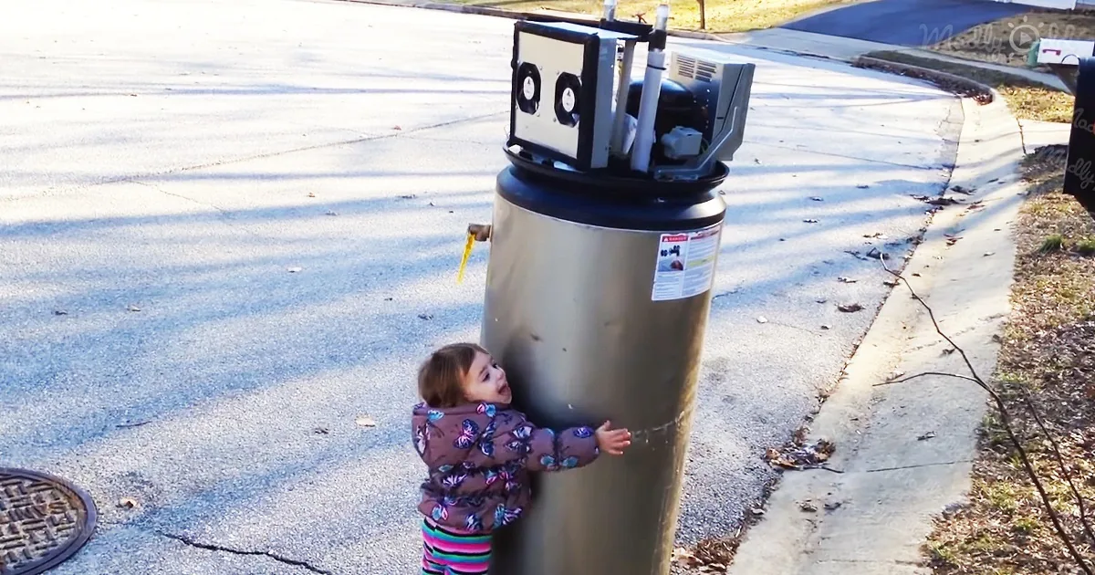 Adorable Little Girl Declares Her Love for a New Robot Friend