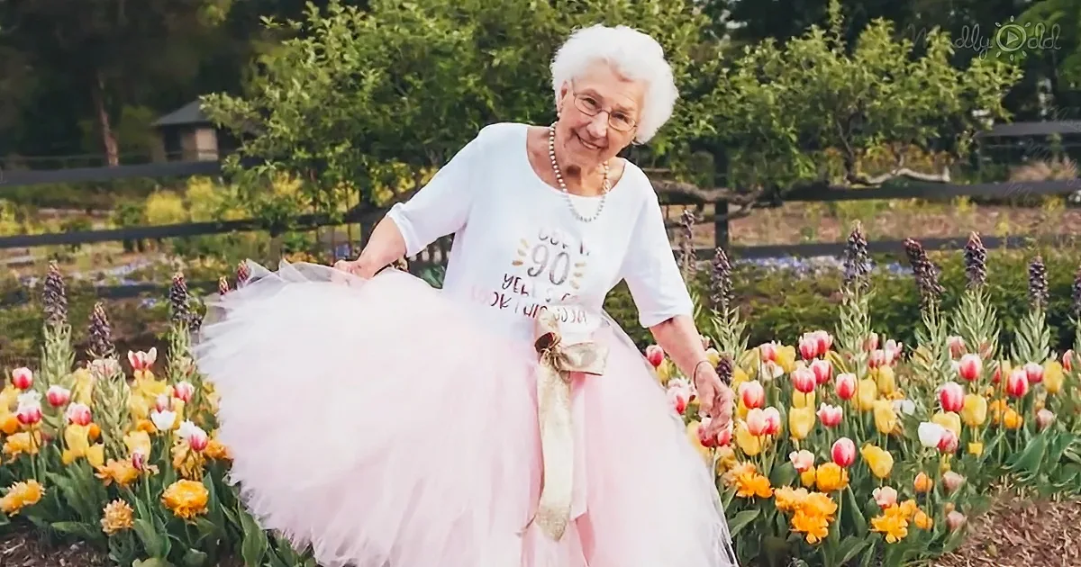 Grandma Celebrates Her 90th Birthday With a Princess-Themed Photoshoot
