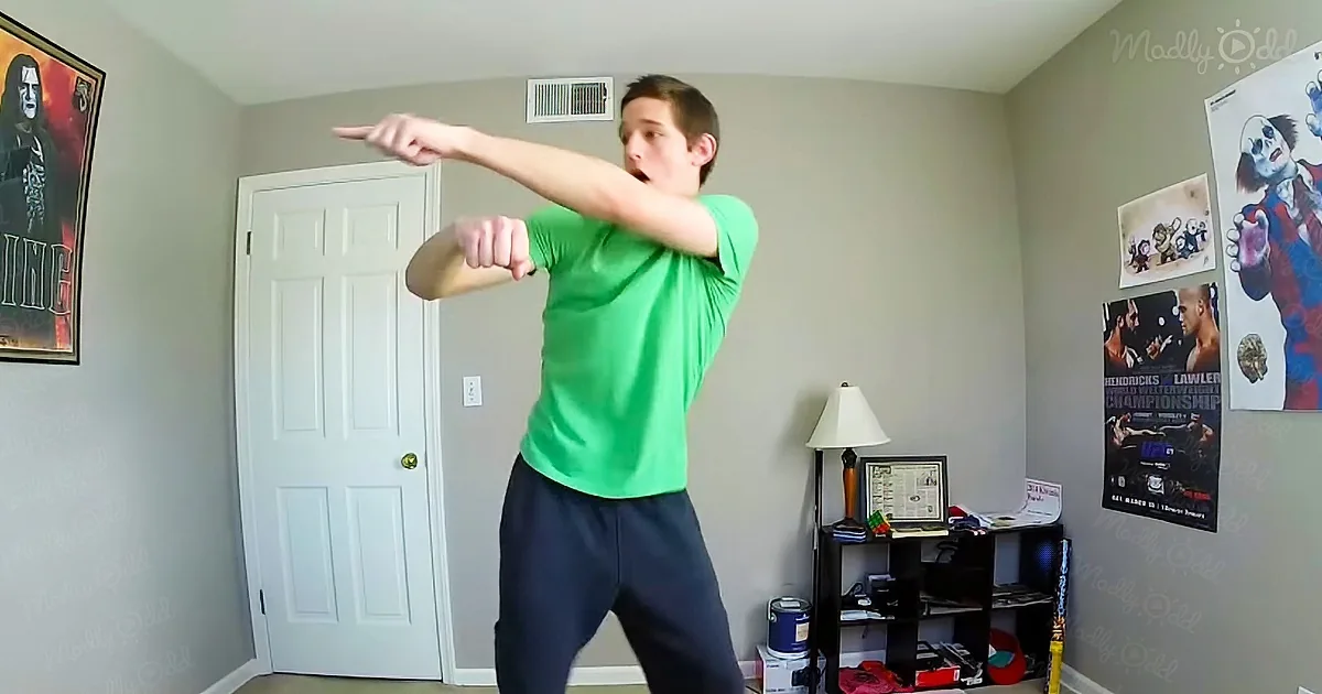 Man delivers dance routine for 100 days 