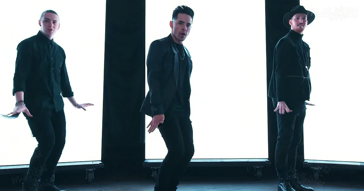 David Archulet dancing on his new song Movin’
