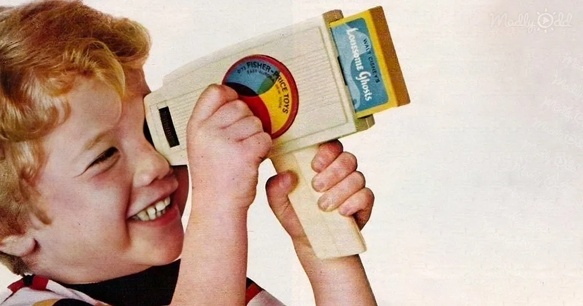 1970s Kids and Parents Will Remember Fisher-Price's Movie Viewer