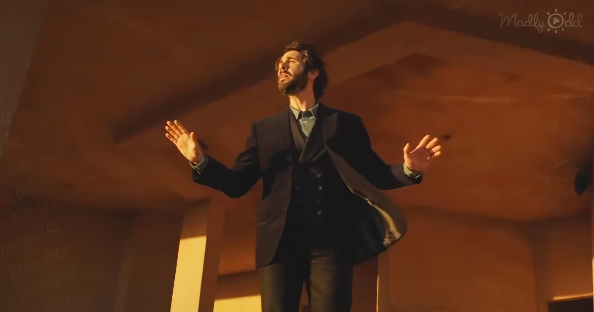 Josh Groban singing ‘Angels’