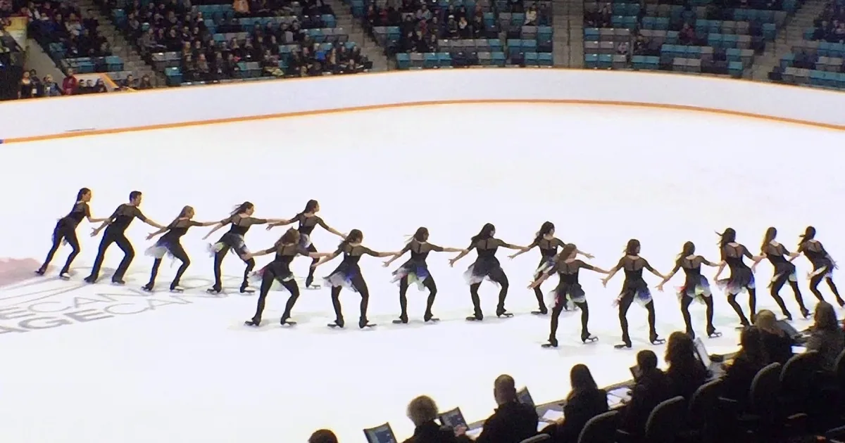 Synchronized Ice-Skaters Deliver Jaw-Dropping Performance to Queen's 'Bohemian Rhapsody'