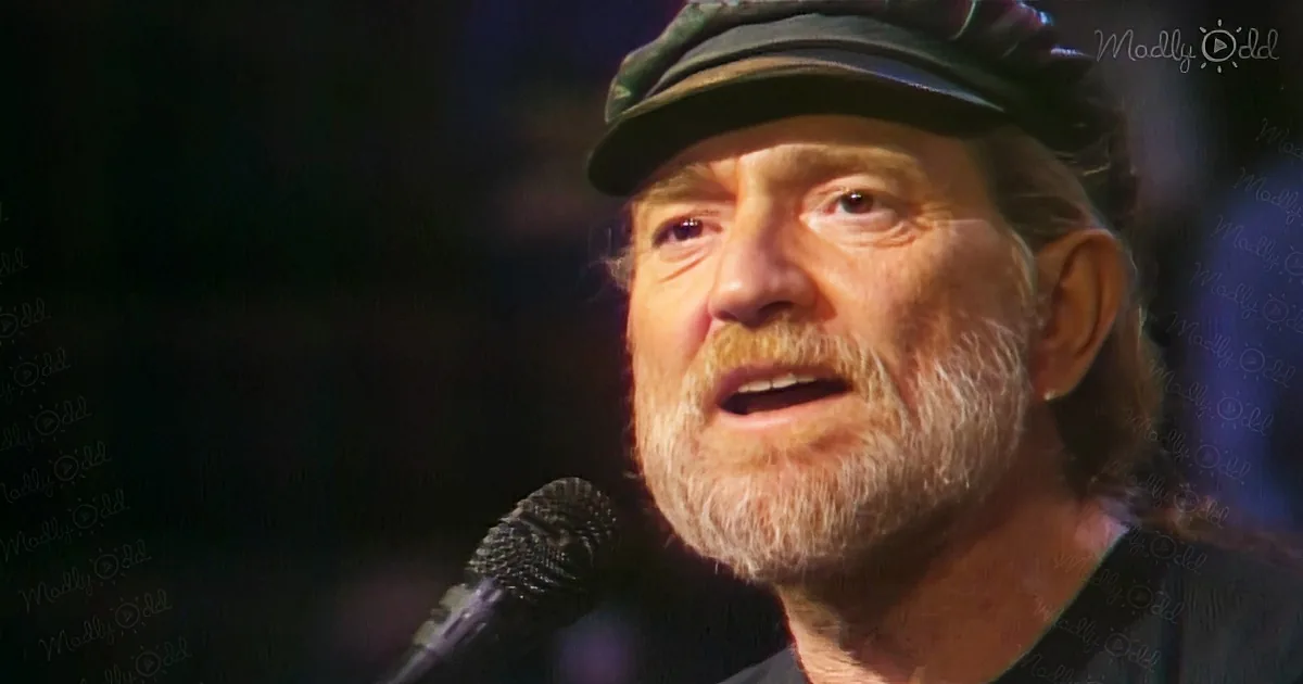 Willie Nelson Soulfully Performs 'Why Do I Have to Choose'